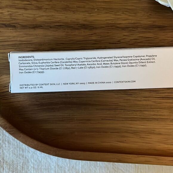 CONTEXT SKIN | Matte Lip Lacquer in Say Love - Picture 4 of 7